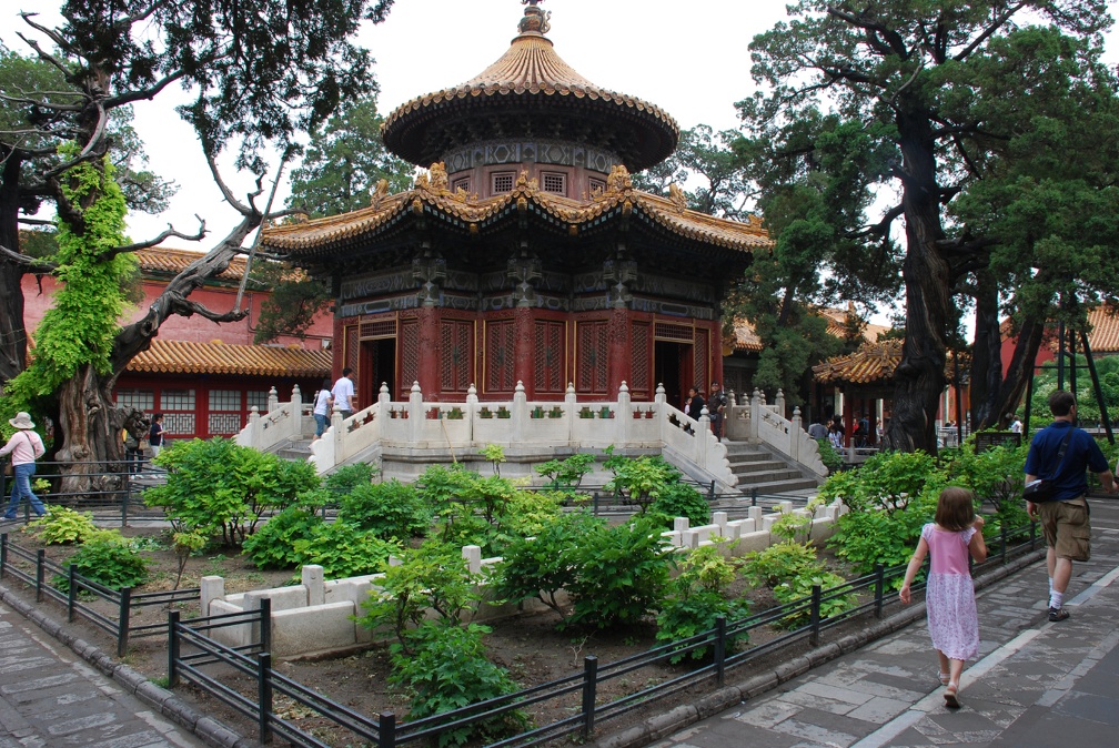 Beijing Day 1 Forbidden City Imperial Garden DSC 0565